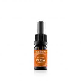 MEDIHEMP Glow Extrait de Chaga et chanvre, 10ml, flacon brun avec étiquette orange à côté de la boîte orange