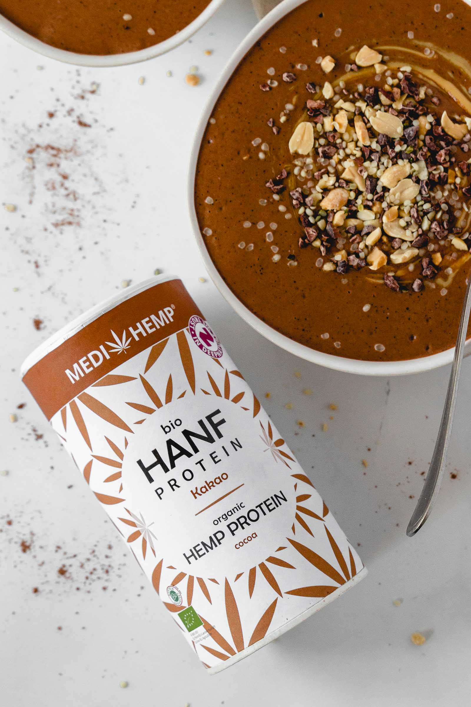 Schoko Hanf Protein Smoothie Bowl